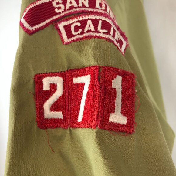 Size: Boys NECK 14  ACTUAL MEASUREMENTS APPROXIMATELY: 	PIT TO PIT 19 in / 4 - Picture 6 of 7